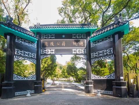 慈湖陵寢牌樓