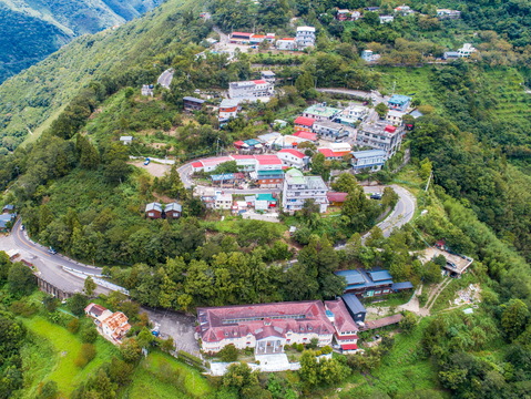 中巴陵部落
